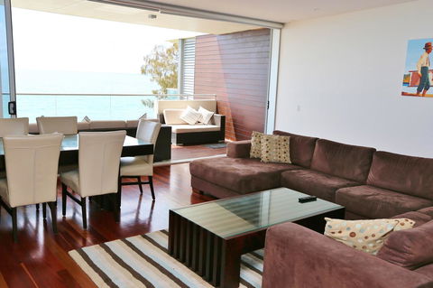 Dune On The Beach - VIC Tourism 16