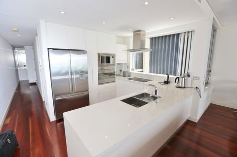 Dune On The Beach - VIC Tourism 7