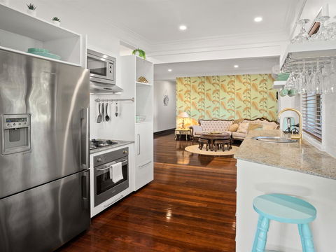Anville Court - VIC Tourism 4