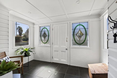 The Lighthouse - VIC Tourism 17