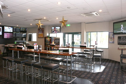 Brighton Hotel - VIC Tourism 16