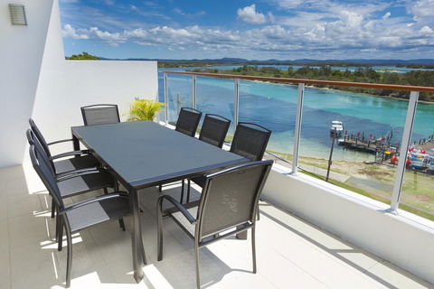Waterline Penthouse 304 - VIC Tourism 2