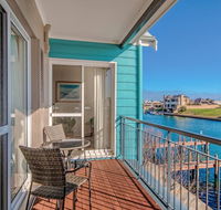 Waters Edge Apartment with Jetty - VIC Tourism