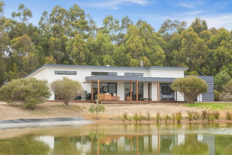 Wharfedale - VIC Tourism 0