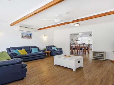 Whispering Waves - Relaxing Beach House - VIC Tourism 2