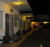 White Manor Motel - VIC Tourism