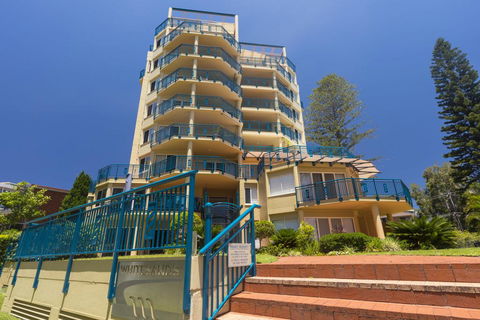Whitesands, Unit 602, 34-38 North Street - VIC Tourism 1