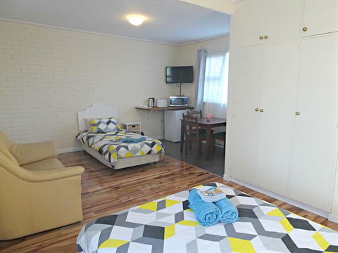 Whyalla Country Inn Motel - VIC Tourism 1