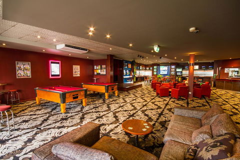 Wiley Park Hotel - VIC Tourism 1