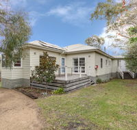 Windward House - VIC Tourism