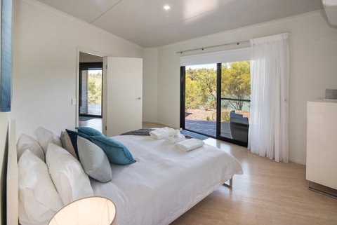 Wirraway Luxury Chalet - VIC Tourism 2