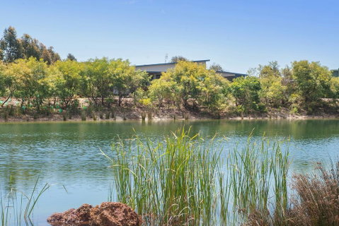 Wirraway Luxury Chalet - VIC Tourism 0