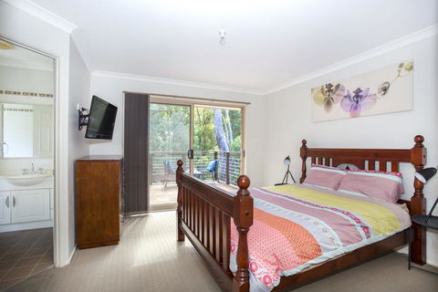 Wonder On Wattlevale - VIC Tourism 3