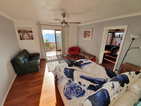 Wonderland Retreat - VIC Tourism 1