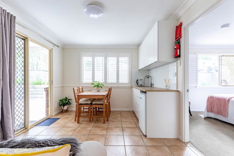 Woodford Gardens - VIC Tourism 2