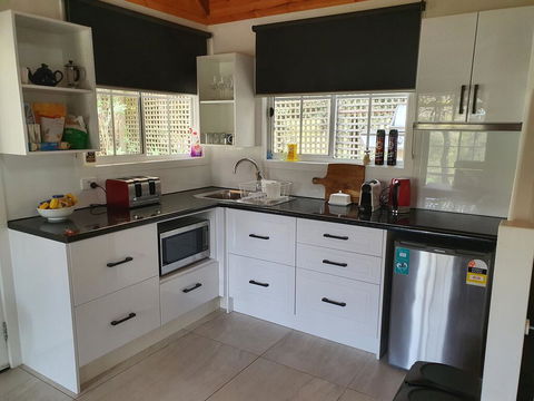 Wurrung B & B - The Cottage - VIC Tourism 1