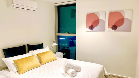 Xu's Residence@888 Collins St - VIC Tourism 1