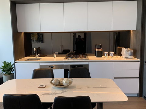 Xu's Residence@No.1 Collins Wharf - VIC Tourism 2