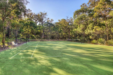 Yallingup Forest Resort - VIC Tourism 3
