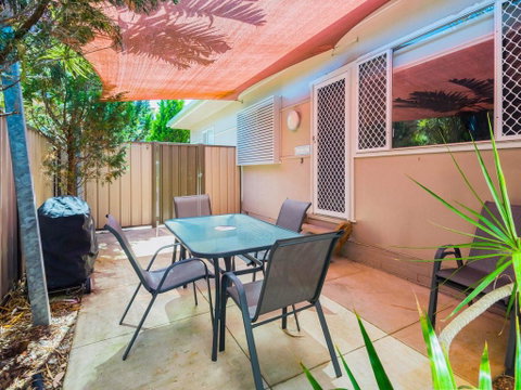 Yamba Daze - Sunset - Pet Friendly - VIC Tourism 0