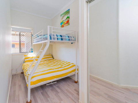 Yamba Daze - Sunset - Pet Friendly - VIC Tourism 2