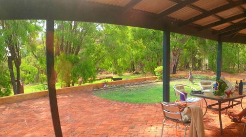 Yallingup Pet Friendly Bush Retreat - VIC Tourism 1