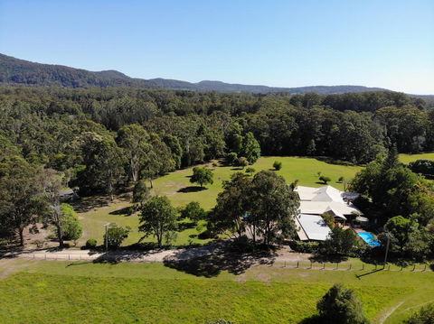 Yarrahapinni Homestead - VIC Tourism 3