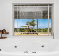 Your Luxury Escape - Byron Sunset Breeze - VIC Tourism