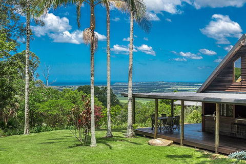Your Luxury Escape - Cedar View - VIC Tourism 0