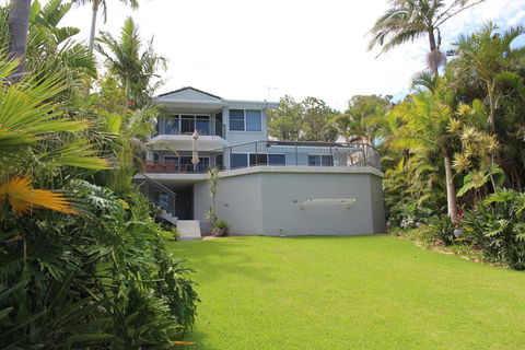 Zaffiro Beach House - VIC Tourism 0
