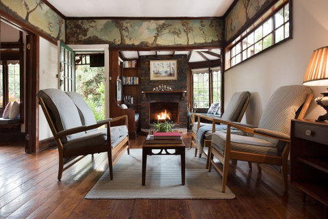 Zelman Cottage - VIC Tourism 0