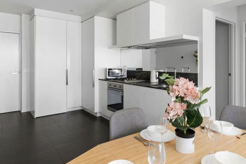 A 2BR Apt Near Shrine Of Remembrance FREE Parking - VIC Tourism 4