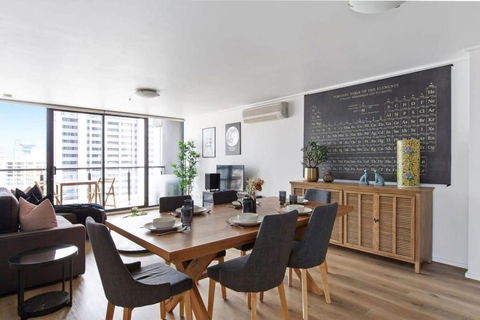 A 3BR Apt Next To Southern Cross FREE Parking - VIC Tourism 0