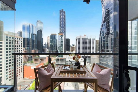 A 3BR Apt Next To Southern Cross FREE Parking - VIC Tourism 1
