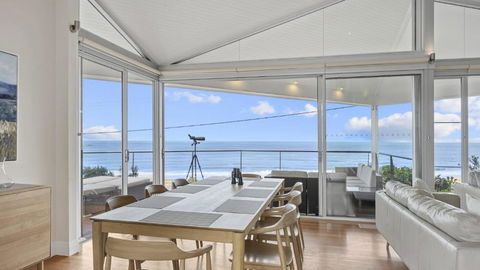 A Beachside Getaway - 8 - VIC Tourism 0