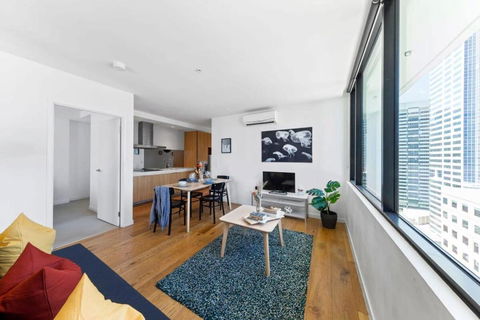A Chic 2BR Apt City Views Near Southern Cross - VIC Tourism 1