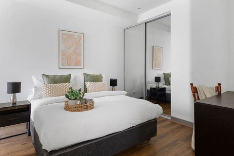 A Chic 2BR Apt Near Melbourne Uni FREE Parking - VIC Tourism 3