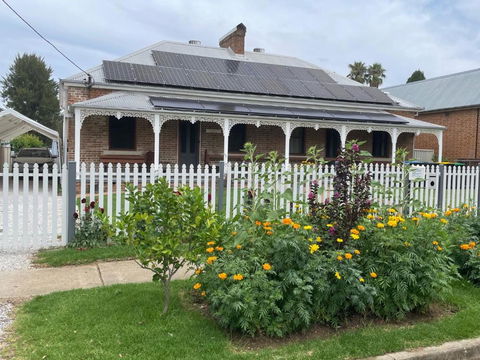 A Homestead On Market - VIC Tourism 0