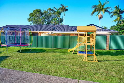 A Kids Dream & Paradise For Parents - VIC Tourism 3