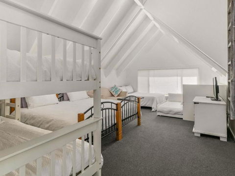 A La Plage - VIC Tourism 1