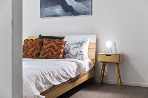 A Modern & Cozy Studio Next To Darling Harbour - VIC Tourism 4