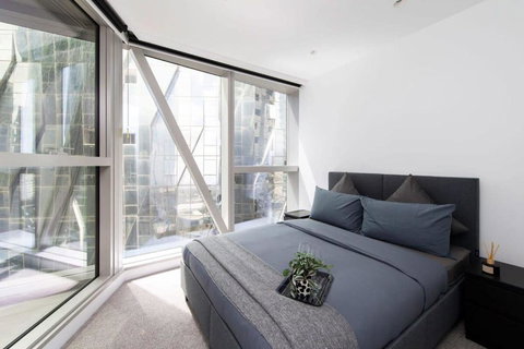 A Spacious & Lux Apt For 5 Next To Southern Cross - VIC Tourism 0