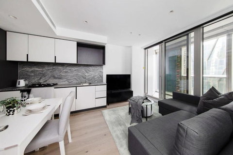 A Spacious & Lux Apt For 5 Next To Southern Cross - VIC Tourism 1