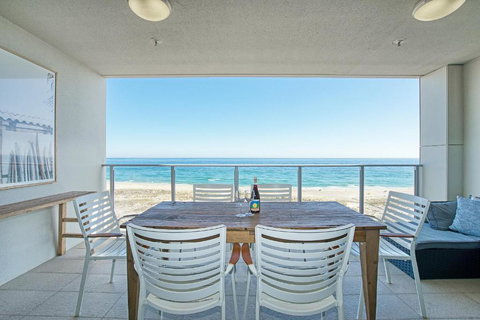 Absolute Kirra By EcoTime - VIC Tourism 2