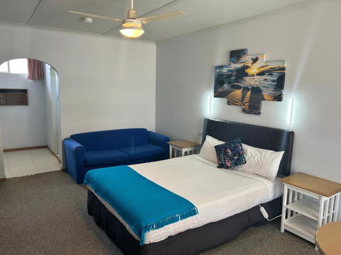 Acacia Rose Motor Inn - VIC Tourism 4