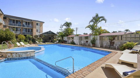 Affordable, Pool, Spa, Steps To Beach And Cafes - VIC Tourism 0