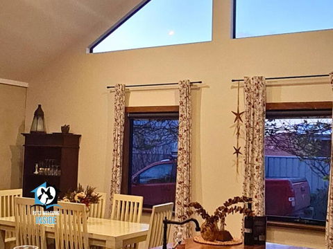 A Beautiful New Property, Walking Distance To The Beach In Esperance WA! - VIC Tourism 3