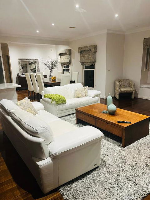 A Beautiful Home - VIC Tourism 1