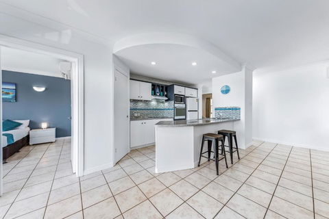 Airlie Ocean Paradise - VIC Tourism 3