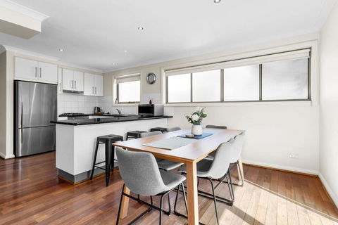 Airport West Stunner By Ready Set Stay - VIC Tourism 2